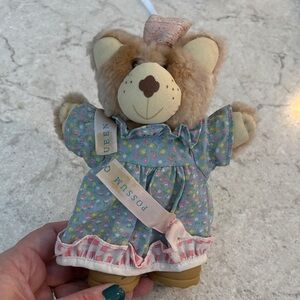vintage 1988 Furskins Selma Jean Possum Queen plush bear.
